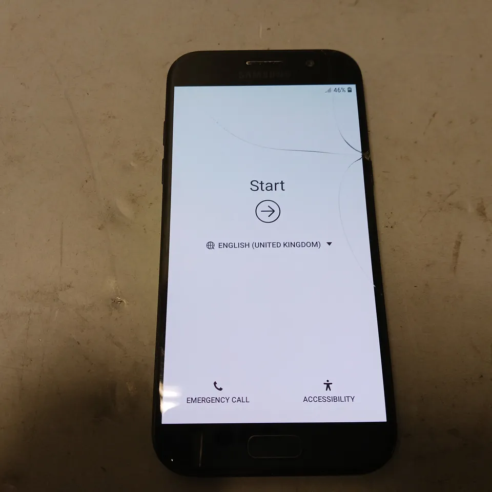 SAMSUNG GALAXY A5 (SM-A520F)