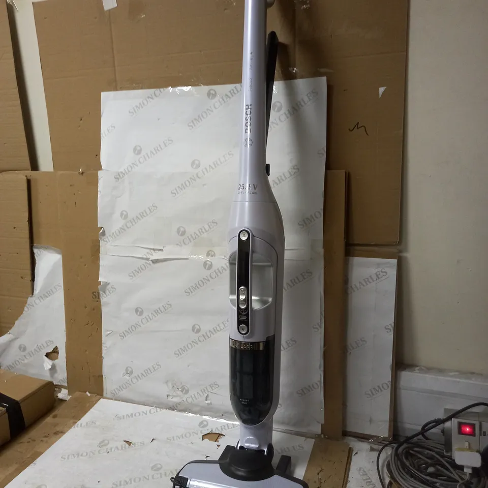 BOSCH SERIES 4 FLEXXO PROHOME CORDLESS VACUUM CLEANER, WHITE [BBH3251GB]