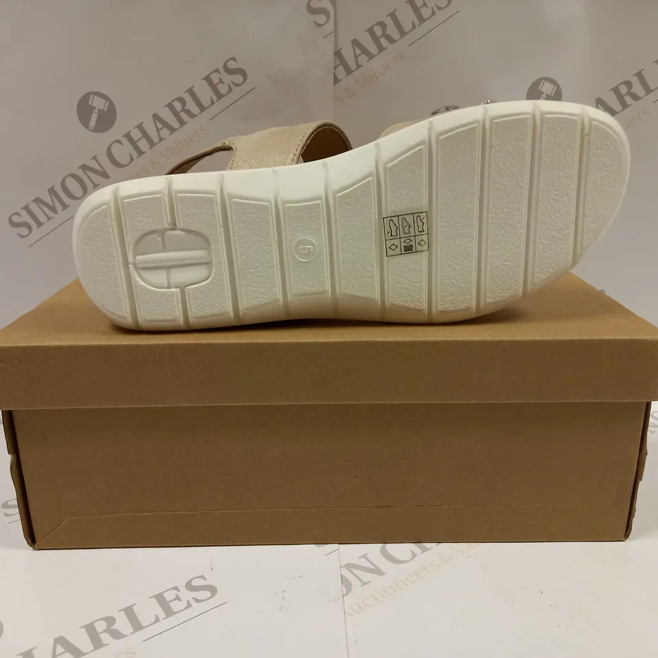 BOXED PAIR OF CUSHION WALK JEWELLED SANDALS IN GOLD - SIZE 5