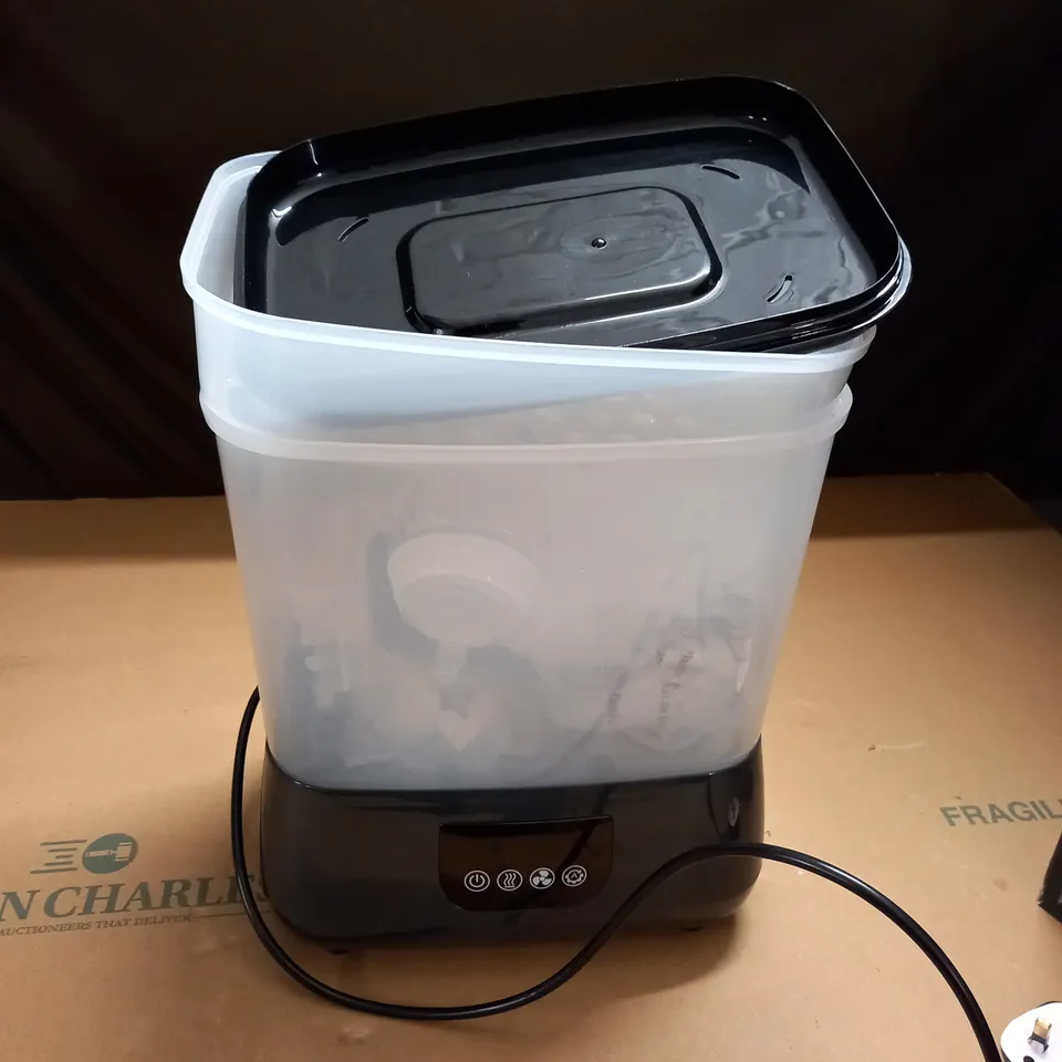 TOMMEE TIPPEE ELECTRIC STERILISER AND DRYER