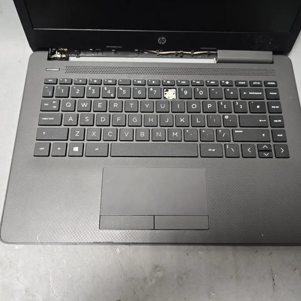 HP 240 G7 LAPTOP 