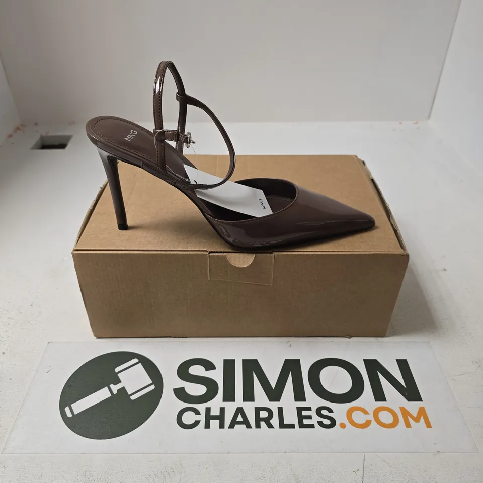 BOXED PAIR OF MNG ZAPATO HEELS IN BROWN - SIZE 39