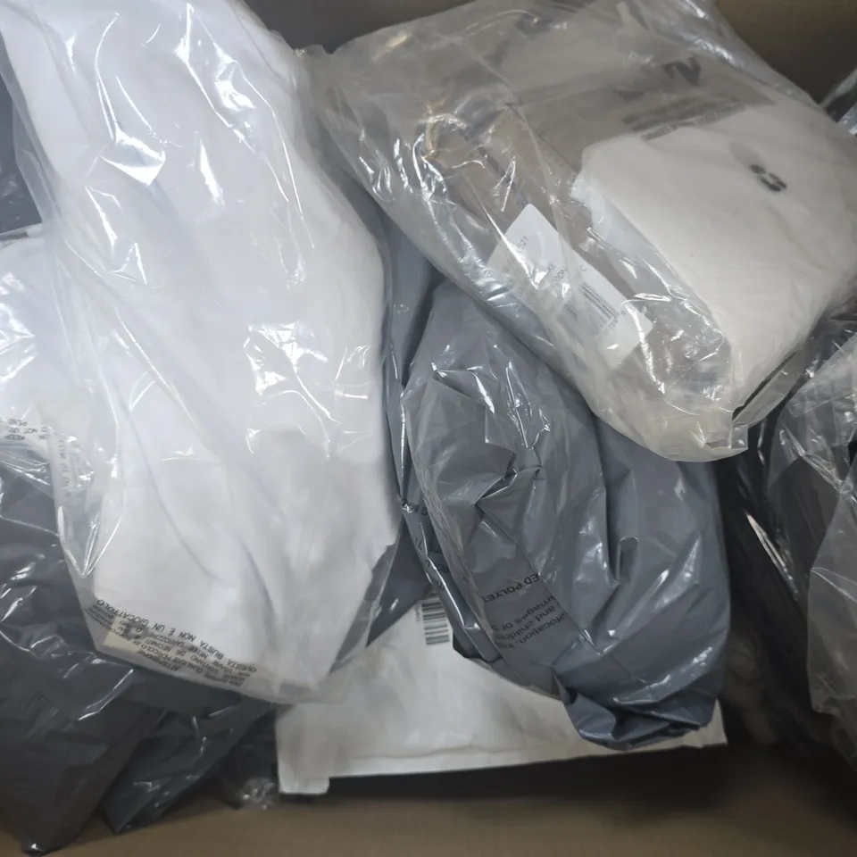 BOX OF APPROXIMATELY 15 ASSORTED HOUSEHOLD ITEMS TO INCLUDE MATERNITY NURSING BRA, ETC