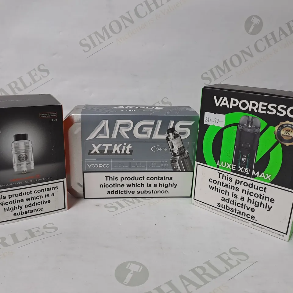 APPROXIMATELY 20 ASSORTED E-CIGARETTE PRODUCTS TO INCLUDE GEEKVAPE Z TOP AIRFLOW SUB-OHM TANK, VAPORESSO LUXE XR MAX, VOOPOO ARGUS XT KIT