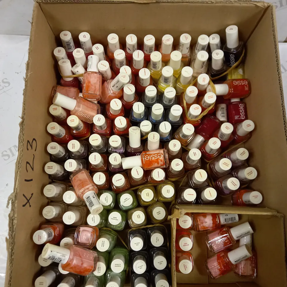 BOX OF APPROXIMATELY 100 ESSIE NAIL LACQUERS IN VARIOUS COLOURS - 13.5ML