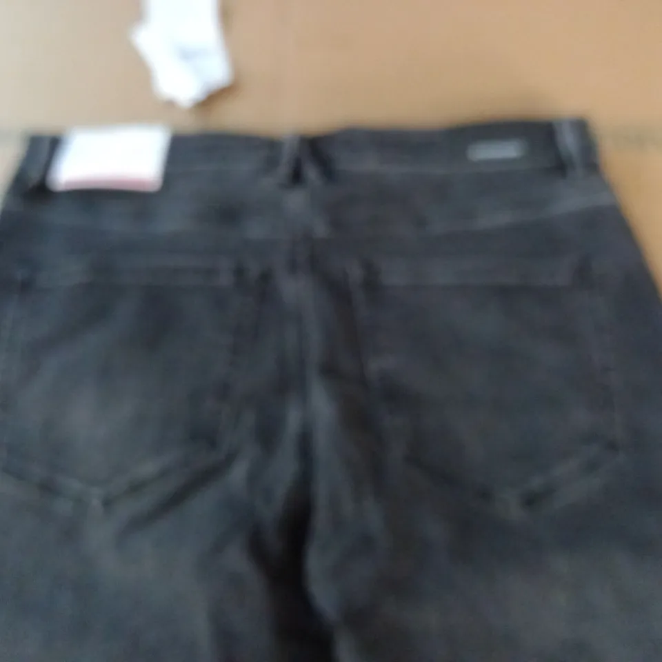 STRADIVARIUS SKINNY SUPER HIGH WAIST JEANS - UK 16