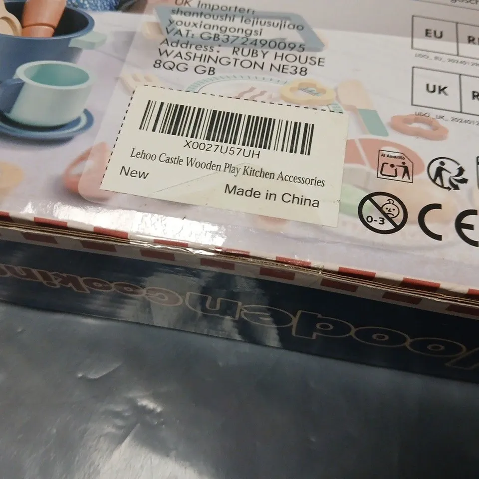 LEHOO CASTLE WOODEN COOKING PLAYSET