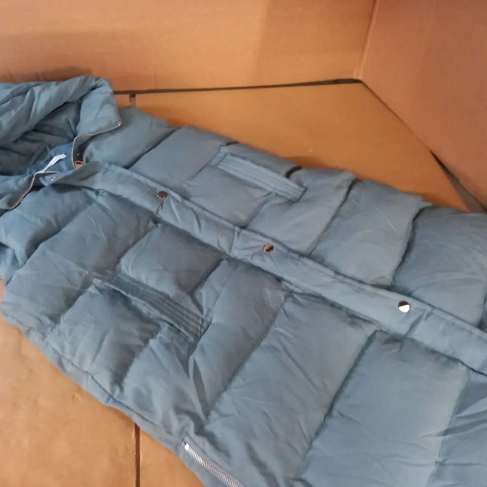 WHITE ICY LONGLINE PADDED GILET - XL