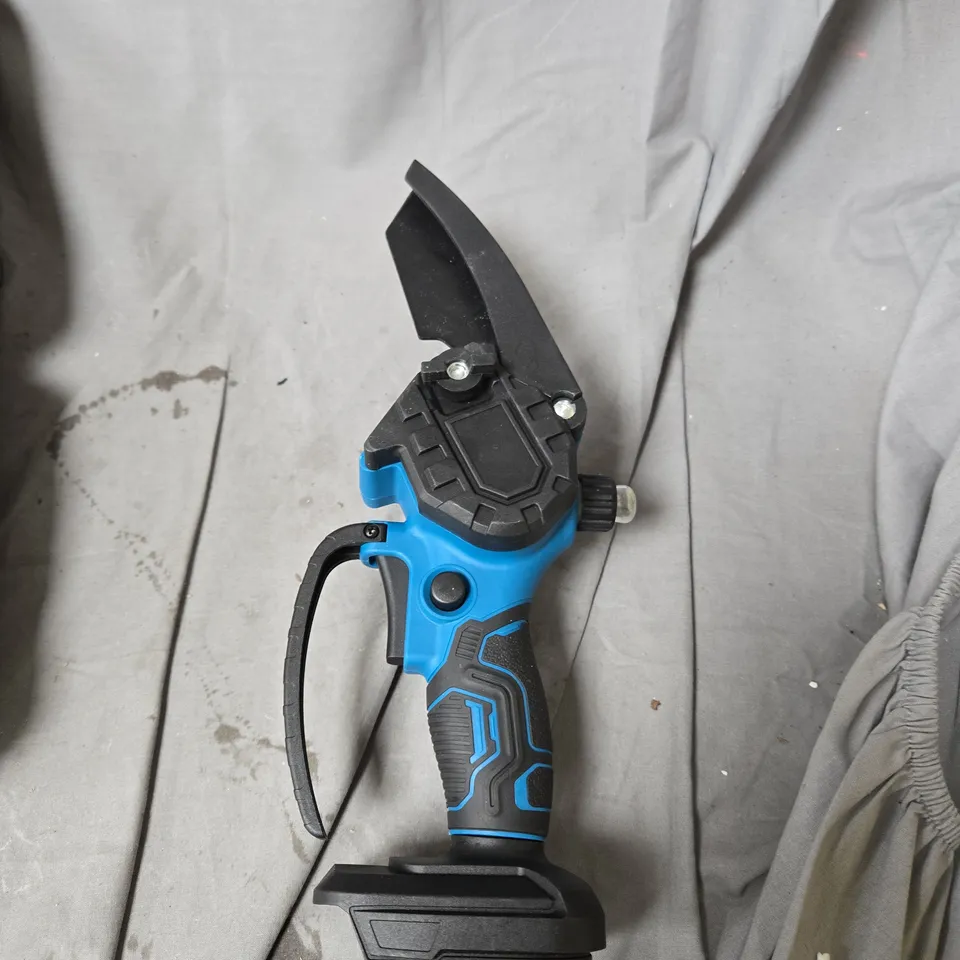 LITHIUM ELECTRIC CHAIN SAW