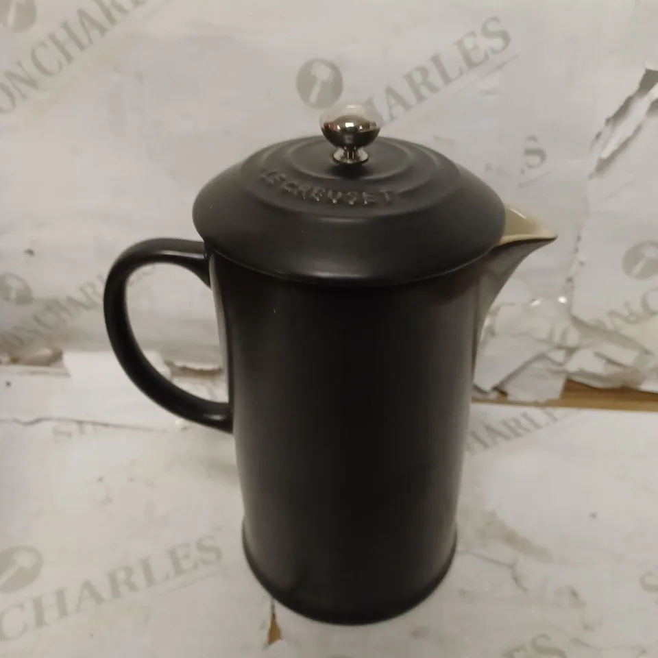 LE CREUSET STONEWARE CAFETIÈRE