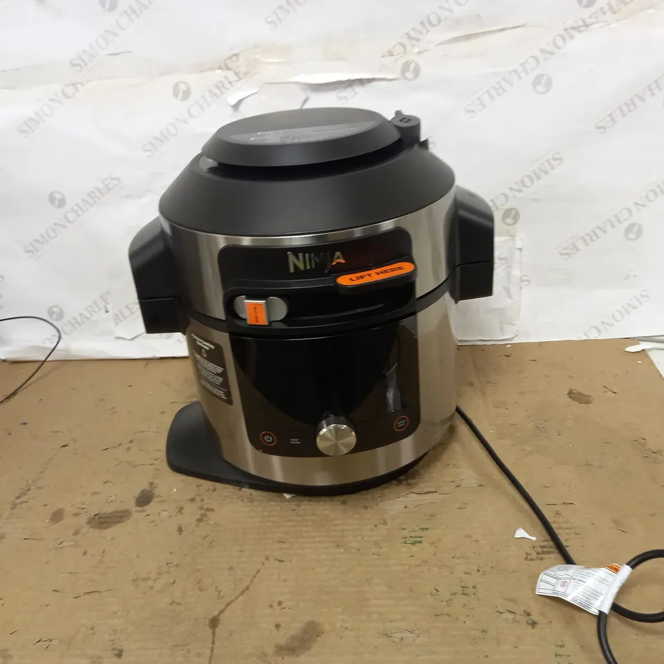 Ninja Foodi SmartLid 7.5L 15 in 1 Multi Cooker 