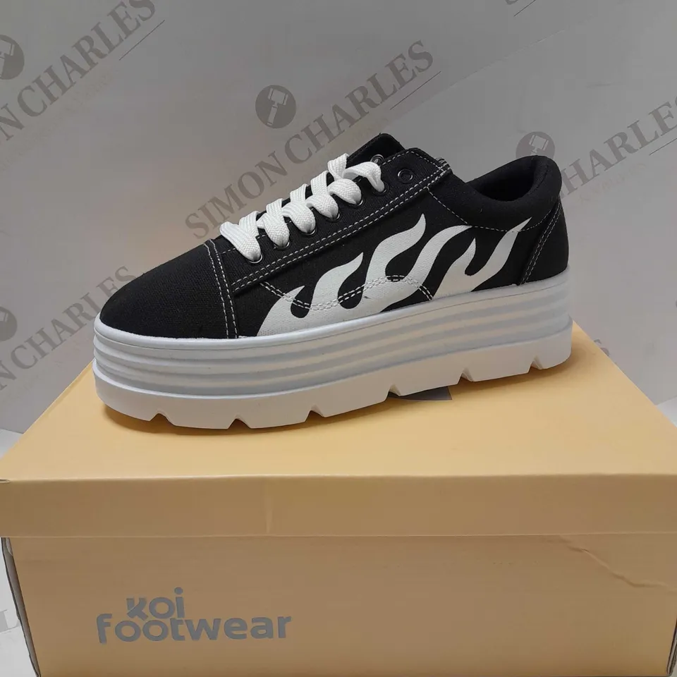 KOI THE FURIES FLAMED CHUNKY BLACK TRAINERS - SIZE 5