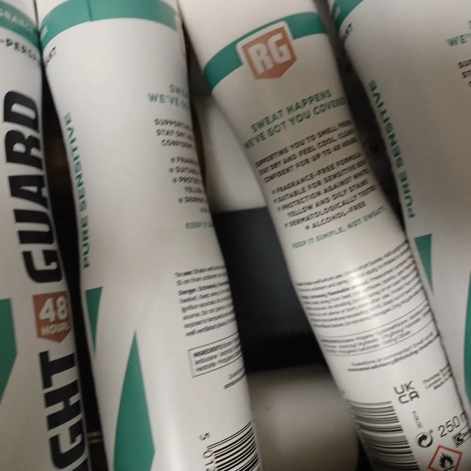 BOX OF APPROX 10 ASSORTED AEROSOLS TO INCLUDE CANBRUSH SPRAY PAINT, RIGHT GUARD DEODORANT, EVER BUILD MITRE FAST, ETC 