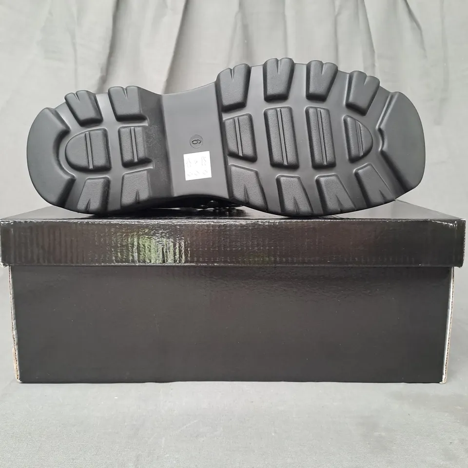 BOXED PAIR OF KOI CHUNKY PLATFORM SHOES IN GLOSSY BLACK SIZE 6