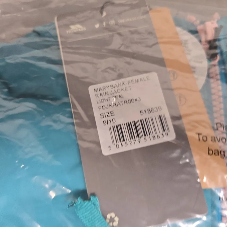BAGGED TRESPASS MARYBANK WOMEN'S RAIN JACKET – LIGHT TEAL – UK 9-10