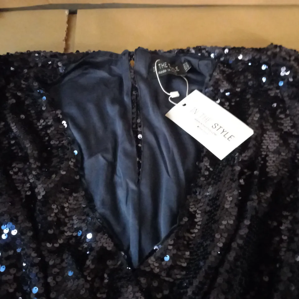 IN THE STYLE KIMONO SLEEVE DRAPE TIE SEQUIN DRESS - UK 16