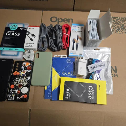 LOT OF ASSORTED MOBILE PHONE ACCESSORIES TO INCLUDE CASES, SCREEN PROTECTORS AND CHARGERS