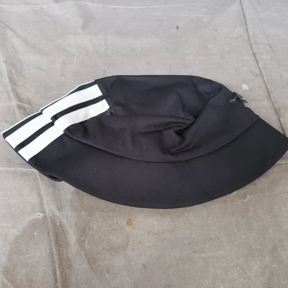 ADIDAS SPW 3S BUCKET HAT – BLACK – ONE SIZE 