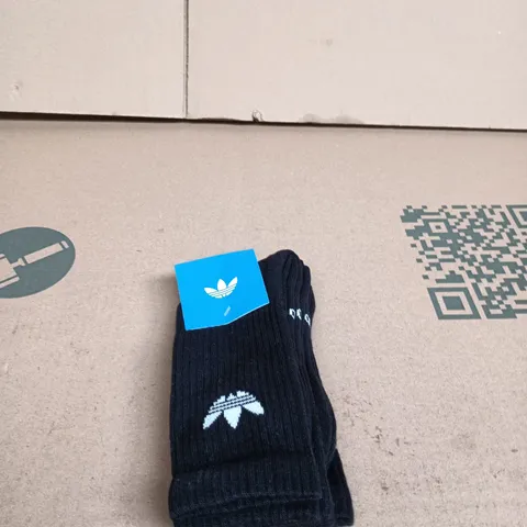 3 PACK OF ADIDAS ORIGINAL CREW SOCKS BLACK UK 6.5 - 8