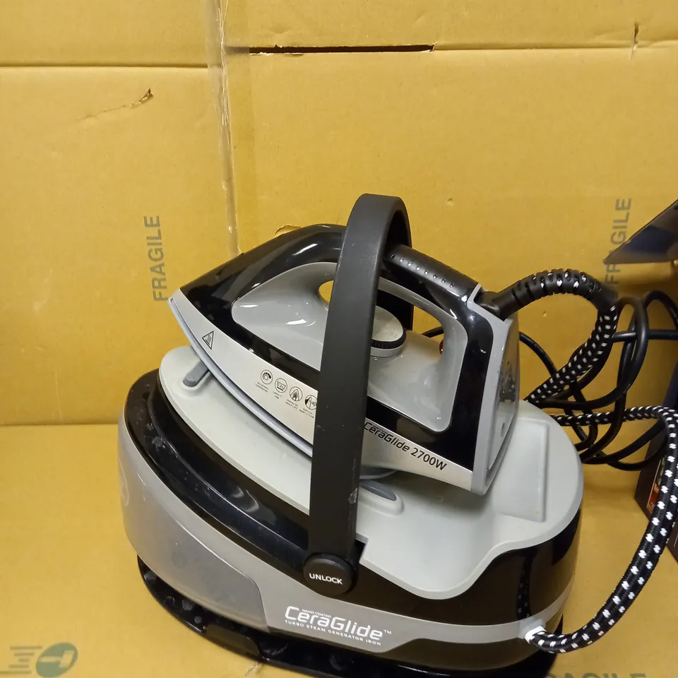 TOWER CERAGLIDE 2700W STEAM GENERATOR IRON