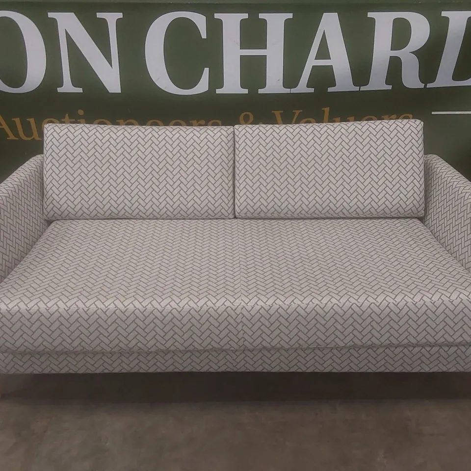 DESIGNER 3 SEATER DEEP FABRIC UPHOLSTERED SOFA 