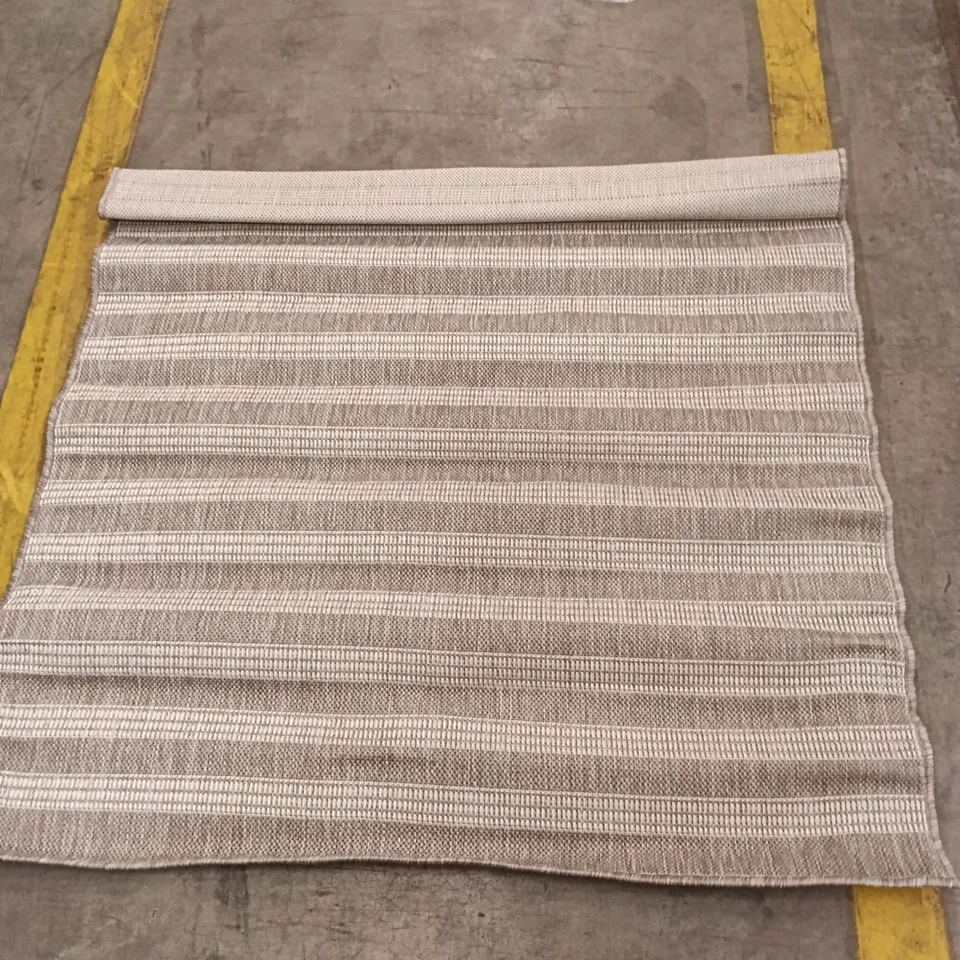 GREY AND WHITE STRIPED WOVEN RUG APPROXIMATELY 160 CM X 120 CM
