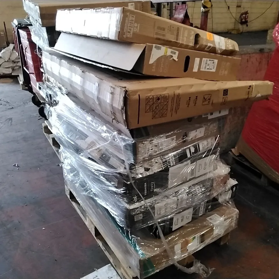 PALLET OF 10 ASSORTED TV'S TO INCLUDE TOSHIBA, SAMSUNG 