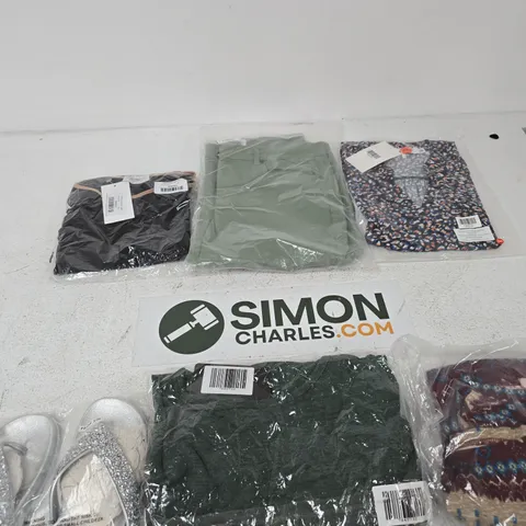 BOX OF APPROXIMATELY 15 ASSORTED ITEMS INCLUDING SPOT ON SANDLES, MS GENIUS CLOTHING GREEN JUMPER AND EMELIA COLOUR BLOCK TUNIC IN BLACK