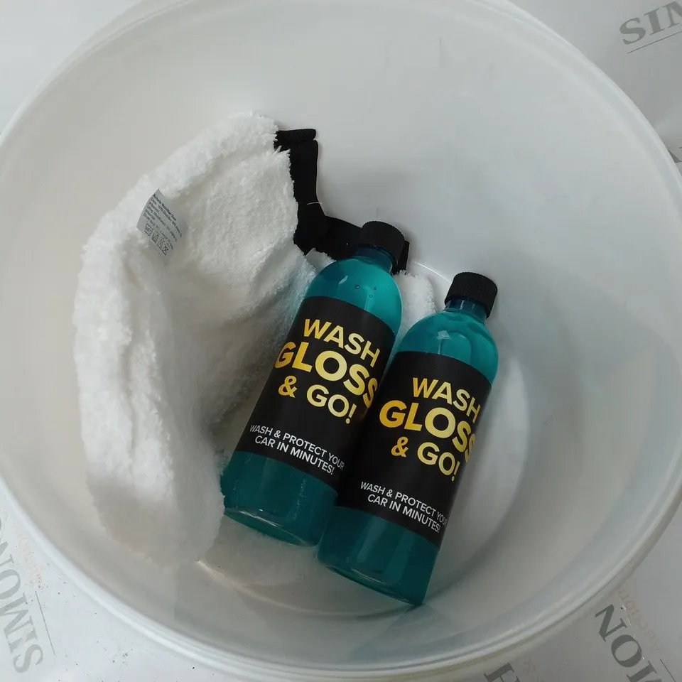 WASH GLOSS & GO CAR GLOSS AND CLOTHS