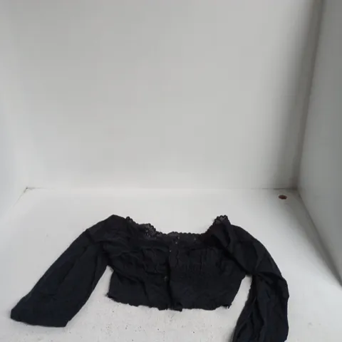 UK 16 NOBODY'S CHILD LACE LONG-SLEEVE CROP TOP (EU 44, US 12)
