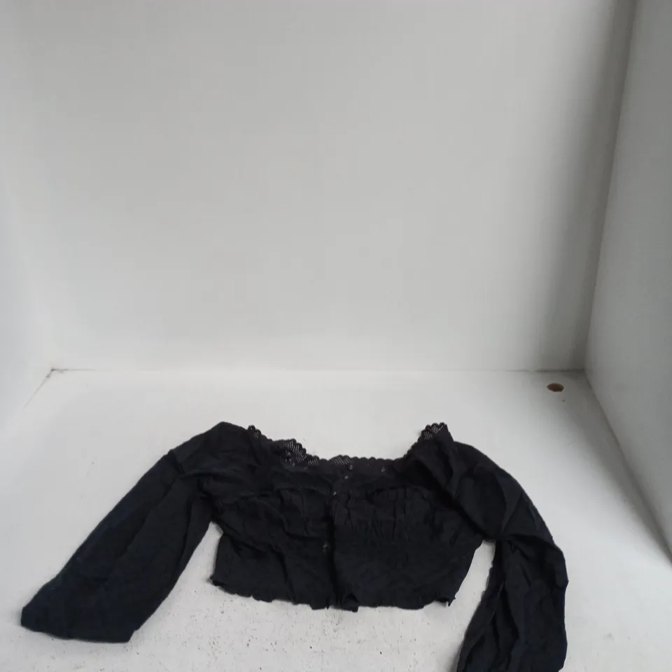 UK 16 NOBODY'S CHILD LACE LONG-SLEEVE CROP TOP (EU 44, US 12)