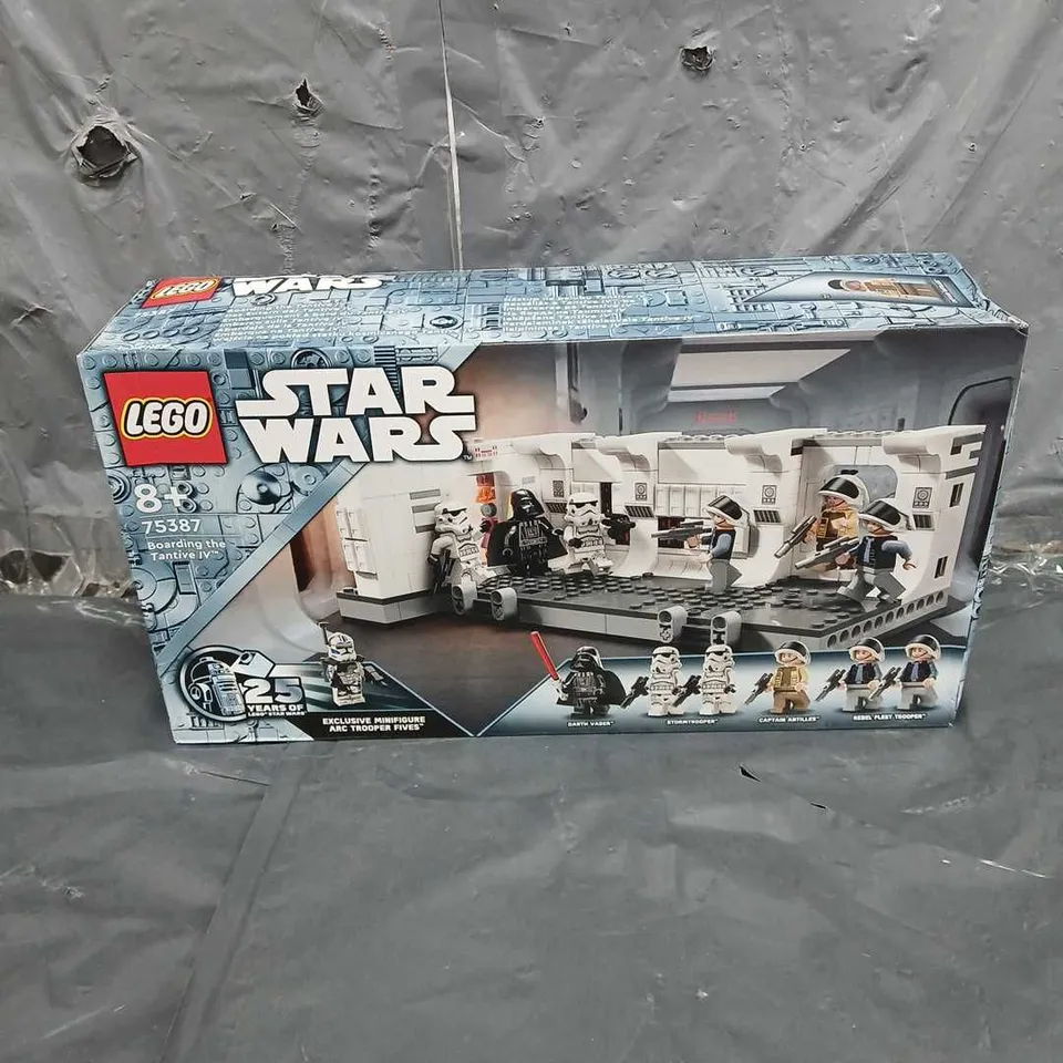 BOXED LEGO STAR WARS BOARDING THE TANTIVE IV - 75387 RRP £49.99