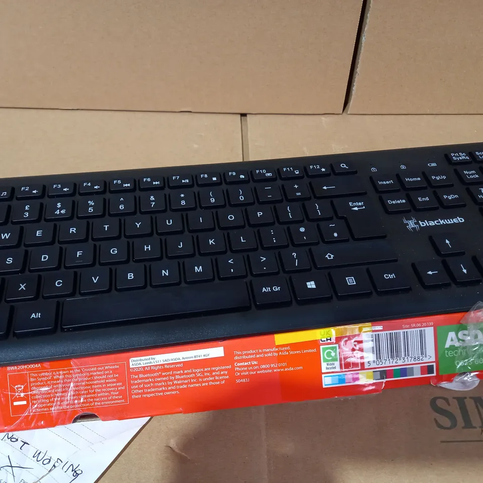 BLACKWEB WIRELESS SILENT KEYBOARD