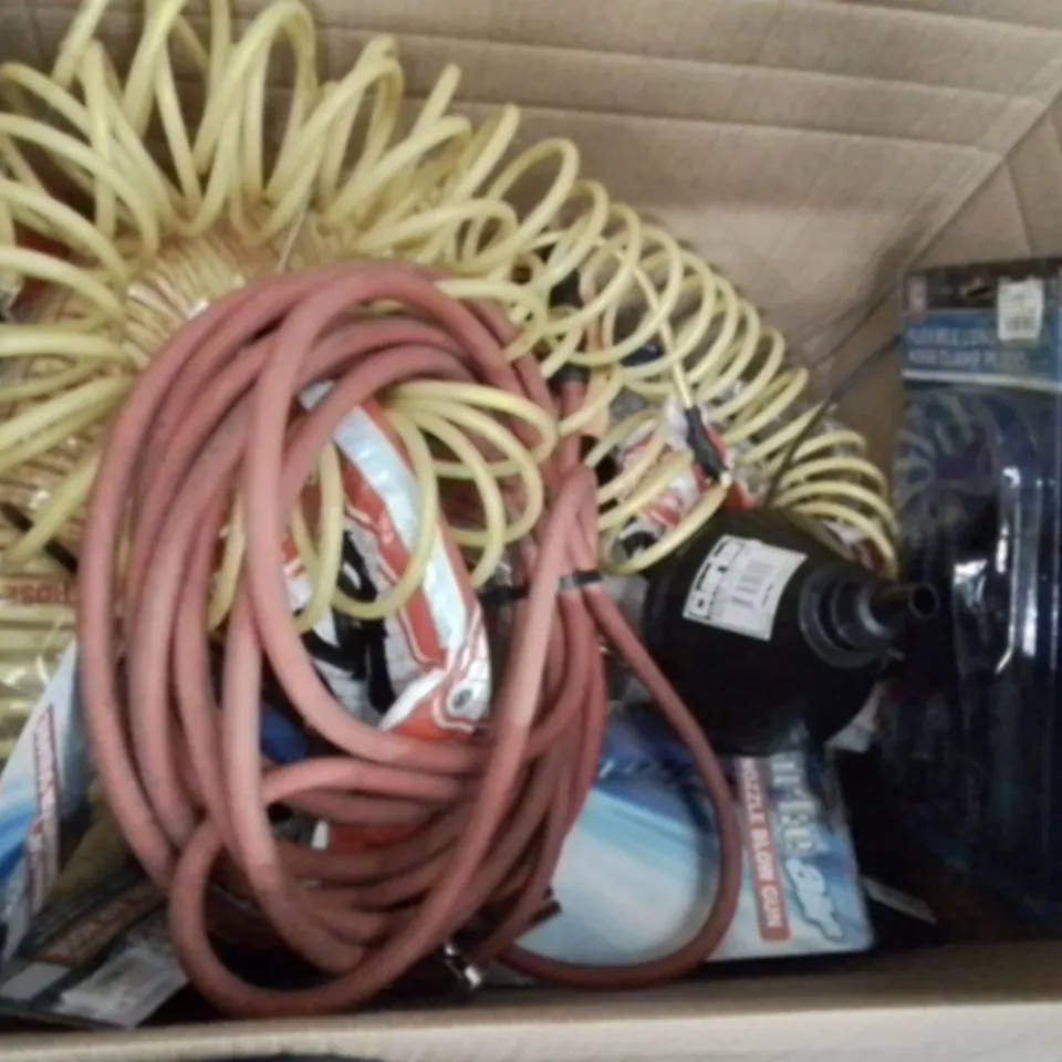 MIXED BOX OF TOOLS AND MACHINERY EQUIPMENT TO INCLUDE: GREASE GUN SETS, SOCKET SET, AIR BLOW KIT, TYRE SHINE, SPRAY GUN HOSES ETC.