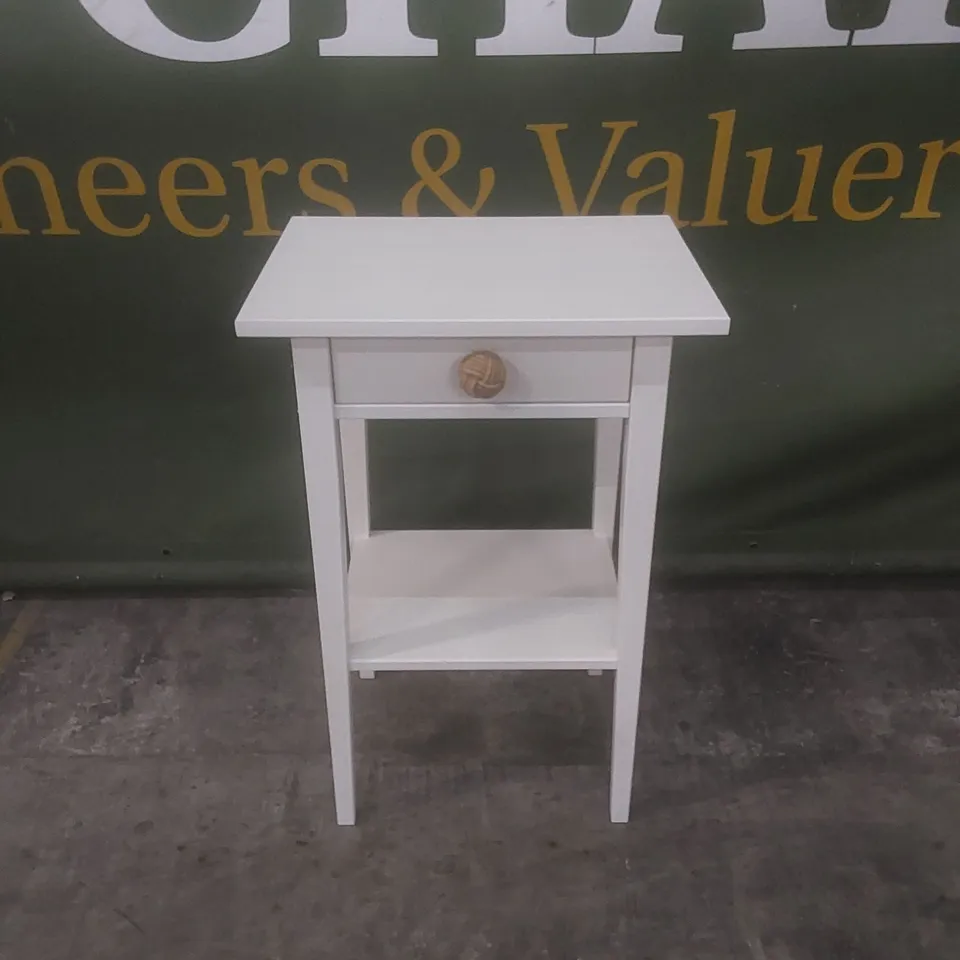 DESIGNER 1-DRAWER BEDSIDE TABLE - WHITE