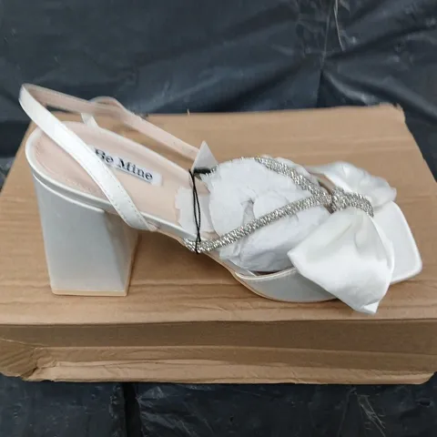 BOXED PAIR OF BE MINE TISCA HIGH BLOCK HEELED SANDALS - UK SIZE 7
