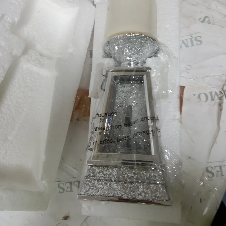 BOXED JM BY JULIEN MACDONALD FLAMELESS CANDLE HOLDER WITH SWIRLING GLITTER