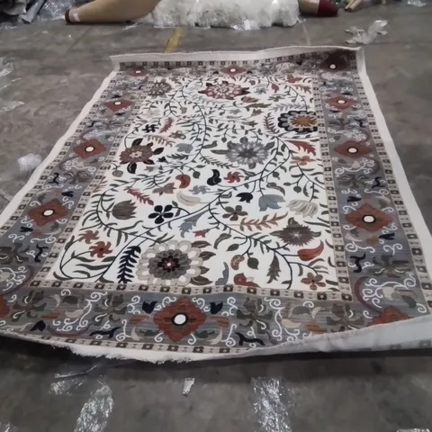 QUALITY DESIGNER AREA RUG - APPROXIMATELY 304X208