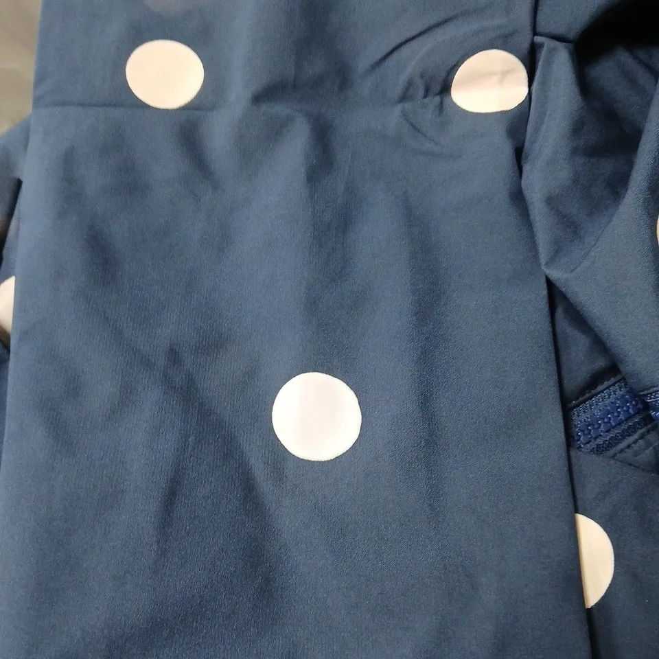 HOLLY & BEAU SPOT COLOUR CHANGING RAINCOAT – XS – BLUE WITH WHITE POLKA DOTS