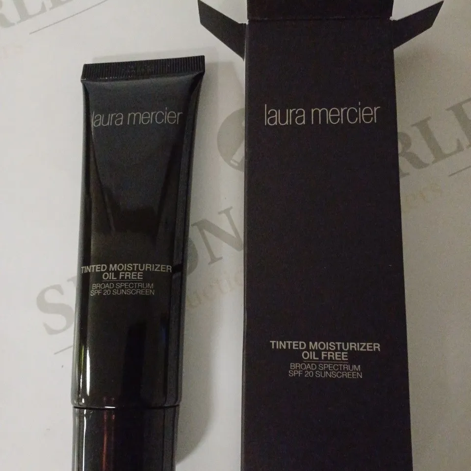 LAURA MERCIER TINTED MOISTURIZER OIL FREE SPF 20, 6W1 MOCHA
