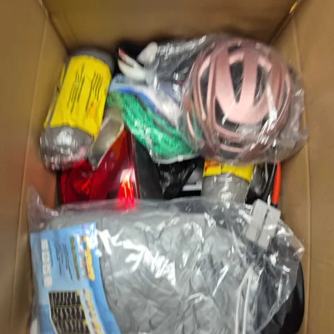BOX OF APPROXIMATELY 20 ASSORTED CAR PARTS