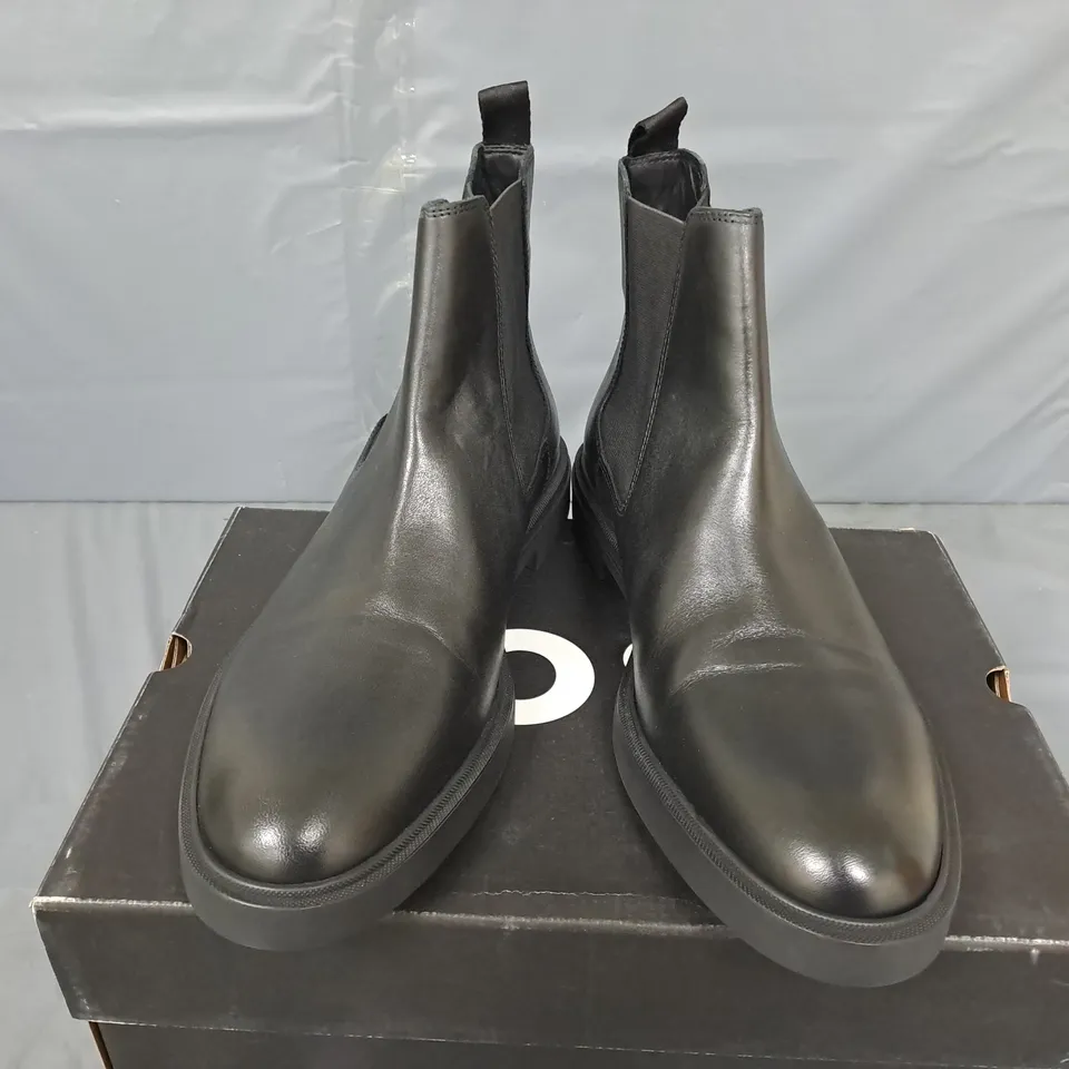 BOXED PAIR OF BOSS LEATHER CHELSEA BOOTS IN BLACK - UK 9