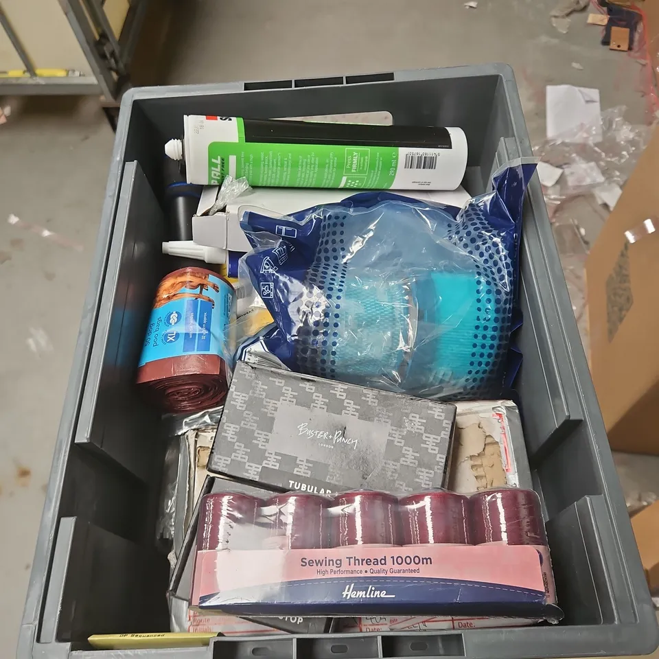 APPROXIMATELY 15 ASSORTED ITEMS TO INCLUDE DOOR STOP, SEWING THREAD, SOUDAL ADHESIVE, VACUUM CLEANER FILTER ETC
