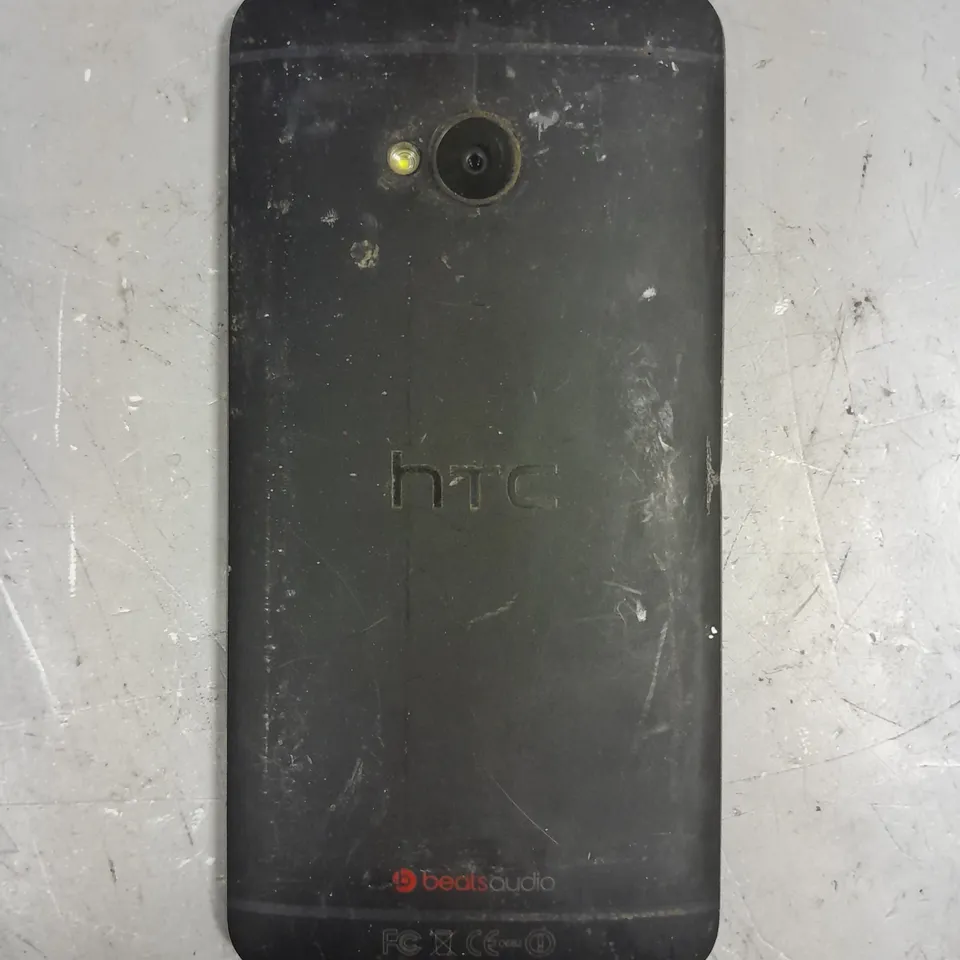 HTC ONE PN07100 SMARTPHONE