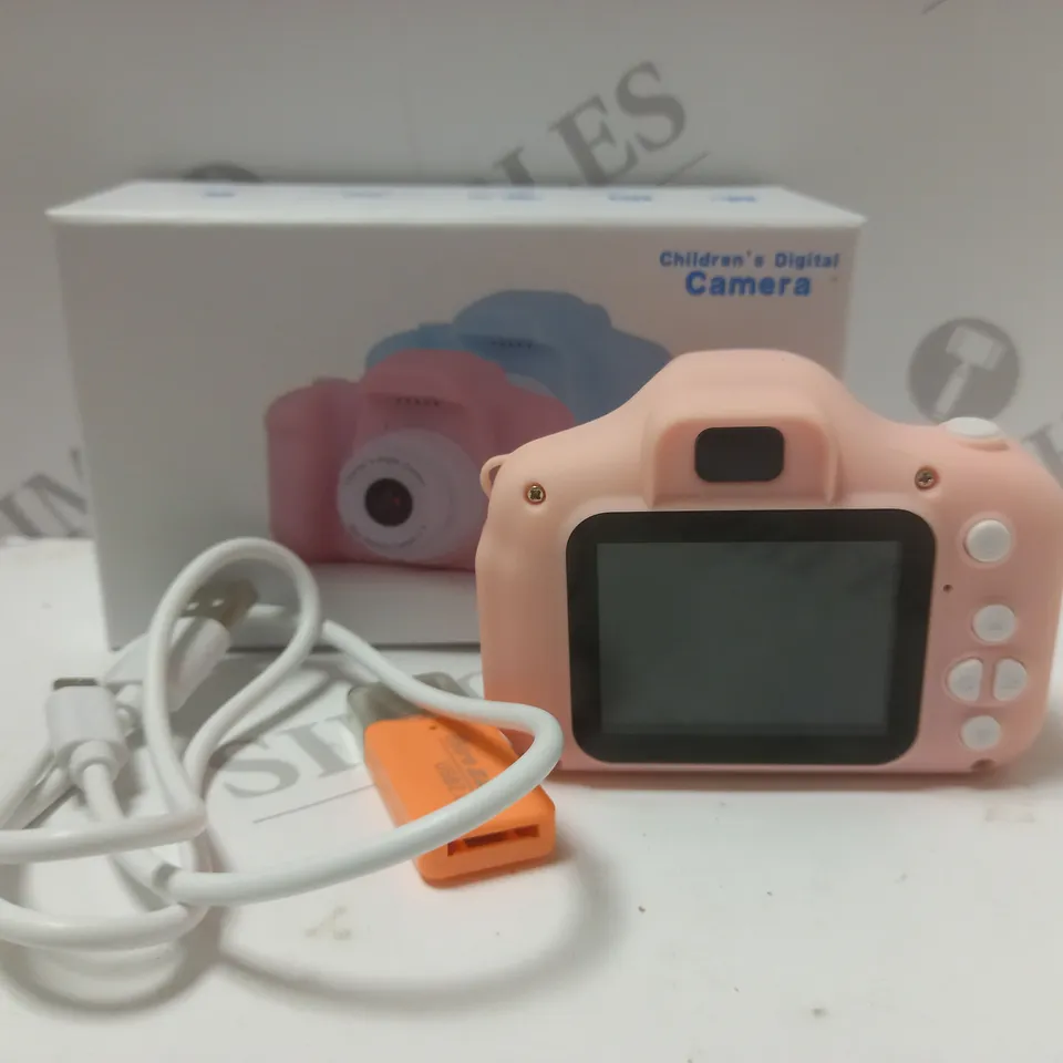 BOXED PINK CHILDREN'S DIGITAL CAMERA 