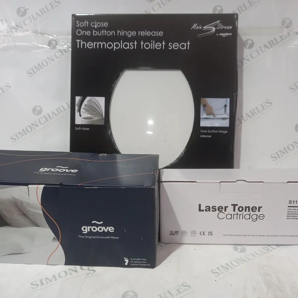 BOX OF APPROXIMATELY 5 ASSORTED HOUSEHOLD ITEMS TO INCLUDE THERMOPLAST TOILET SEAT, LASER TONER CARTRIDGE, THE ORIGINAL GROOVE PILLOW, ETC