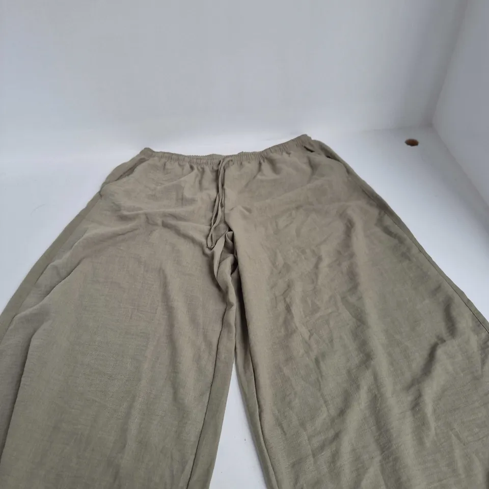 BERSHKA BEIGE DRAWSTRING WAIST TROUSERS – UK 32 (EU/USA XL, MEX 32)