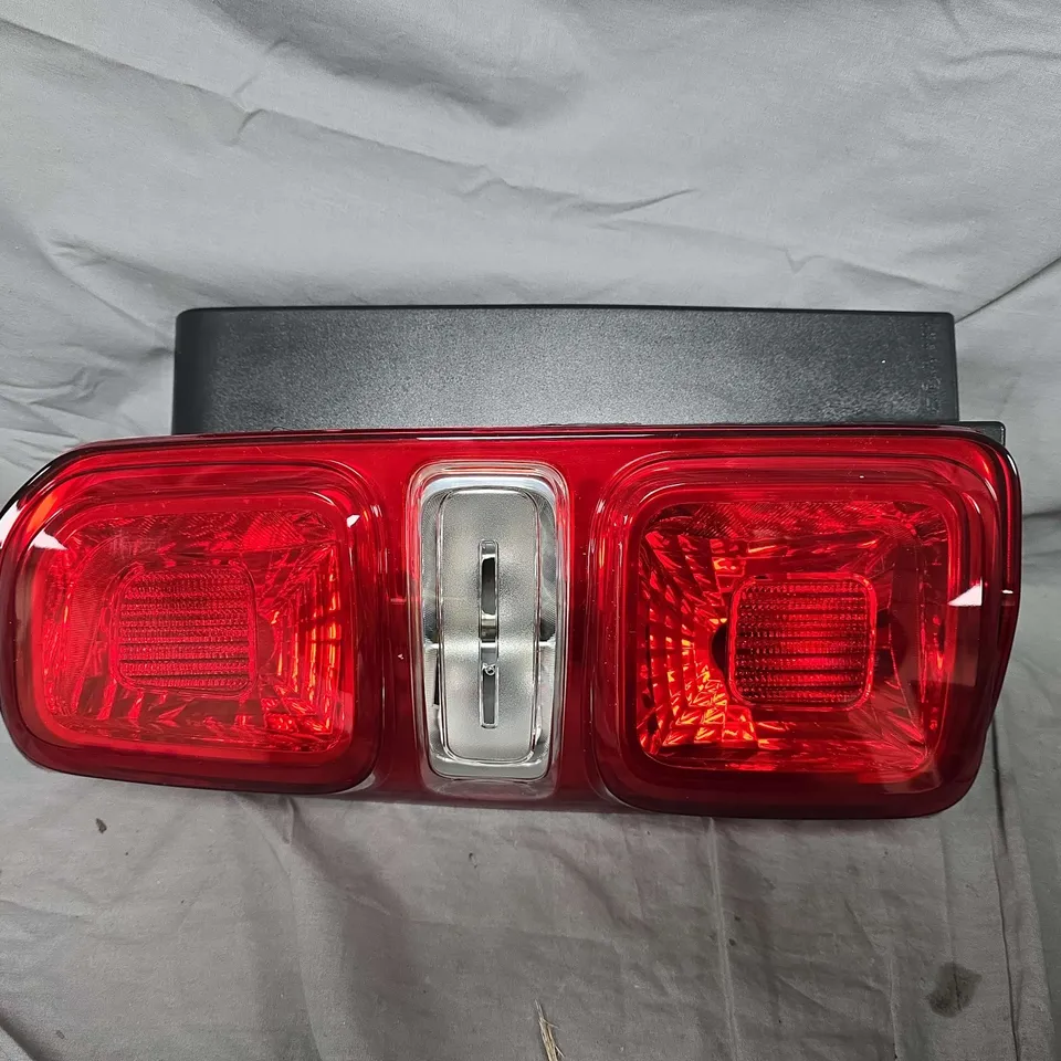 ABAKUS 552-1953L-UE REAR LIGHT