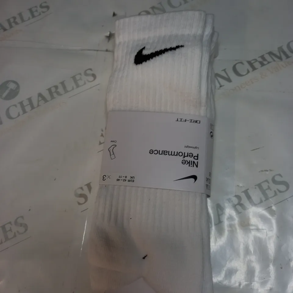 NIKE PERFORMANCE SOCKS X3 SIZE 8-11