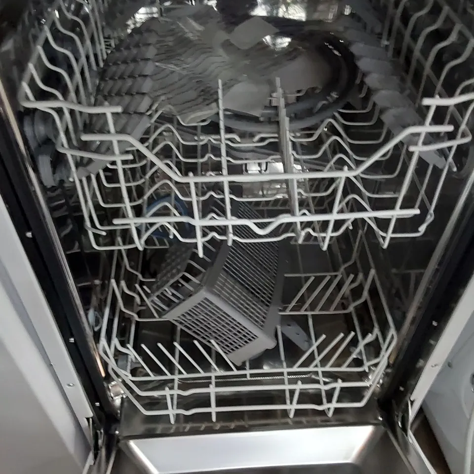 SWAN SDW2011W 10 PLACE SLIM LINE DISH WASHER WHITE